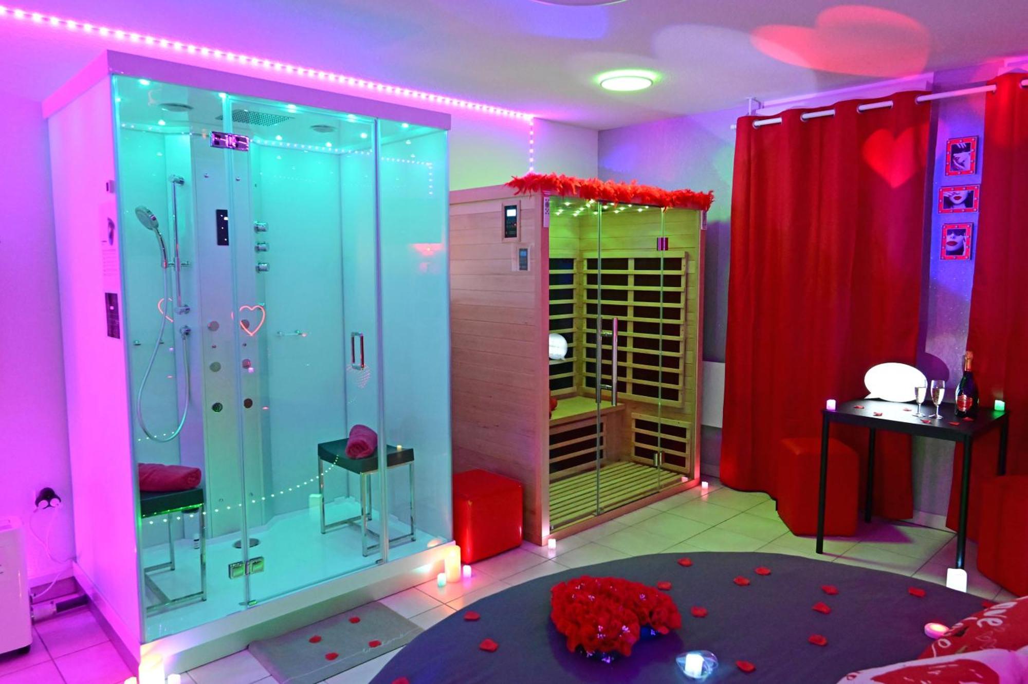 Love Room A Deux Pas De L'Ocean Avec Hammam, Sauna Et Bain A 2 :-) Бискаррос Экстерьер фото