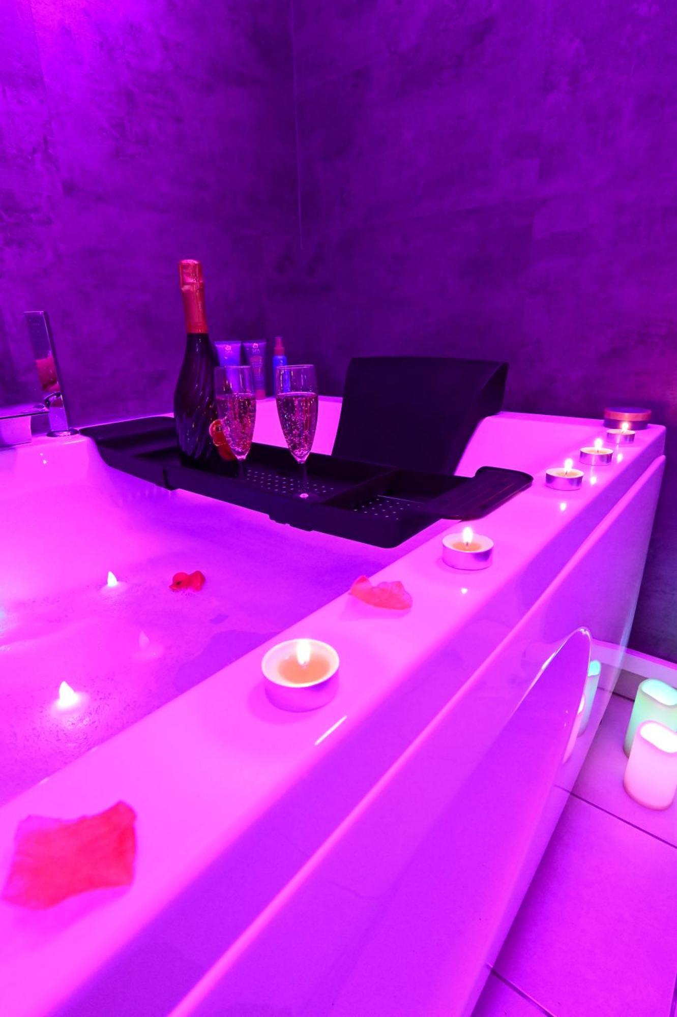 Love Room A Deux Pas De L'Ocean Avec Hammam, Sauna Et Bain A 2 :-) Бискаррос Экстерьер фото