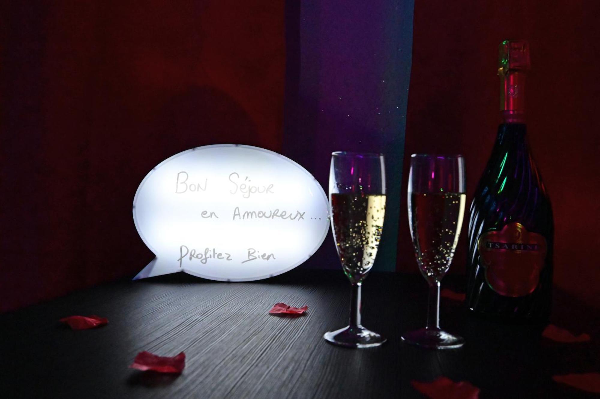 Love Room A Deux Pas De L'Ocean Avec Hammam, Sauna Et Bain A 2 :-) Бискаррос Экстерьер фото
