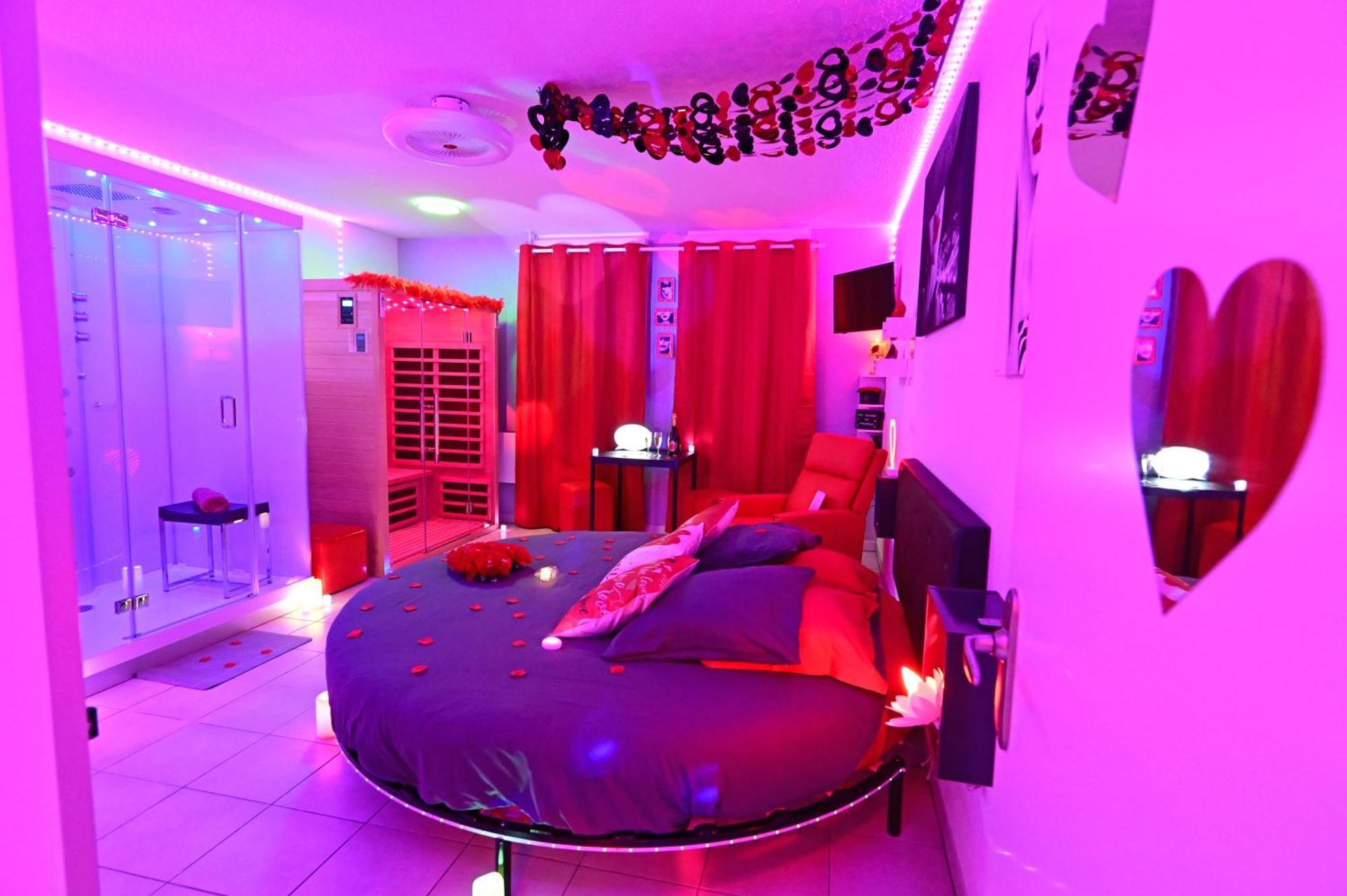 Love Room A Deux Pas De L'Ocean Avec Hammam, Sauna Et Bain A 2 :-) Бискаррос Экстерьер фото