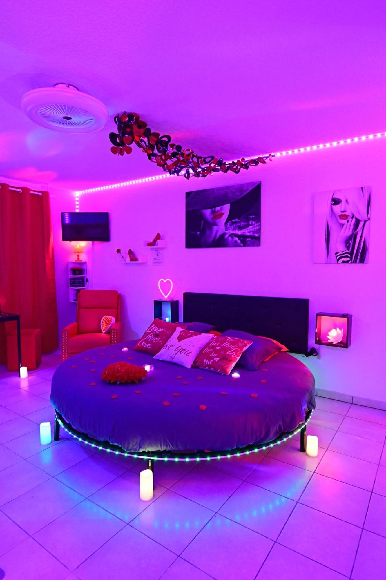 Love Room A Deux Pas De L'Ocean Avec Hammam, Sauna Et Bain A 2 :-) Бискаррос Экстерьер фото