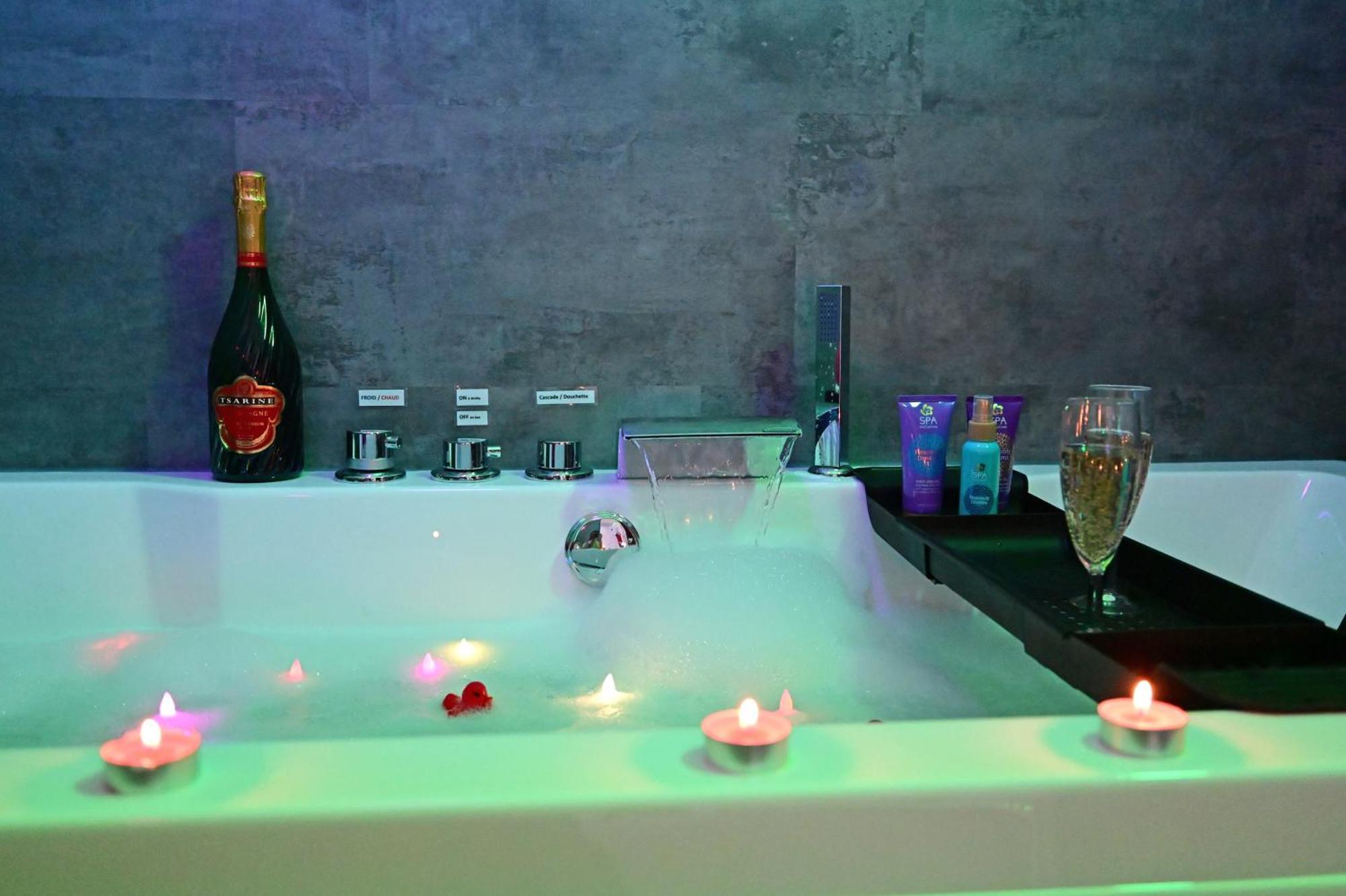 Love Room A Deux Pas De L'Ocean Avec Hammam, Sauna Et Bain A 2 :-) Бискаррос Экстерьер фото