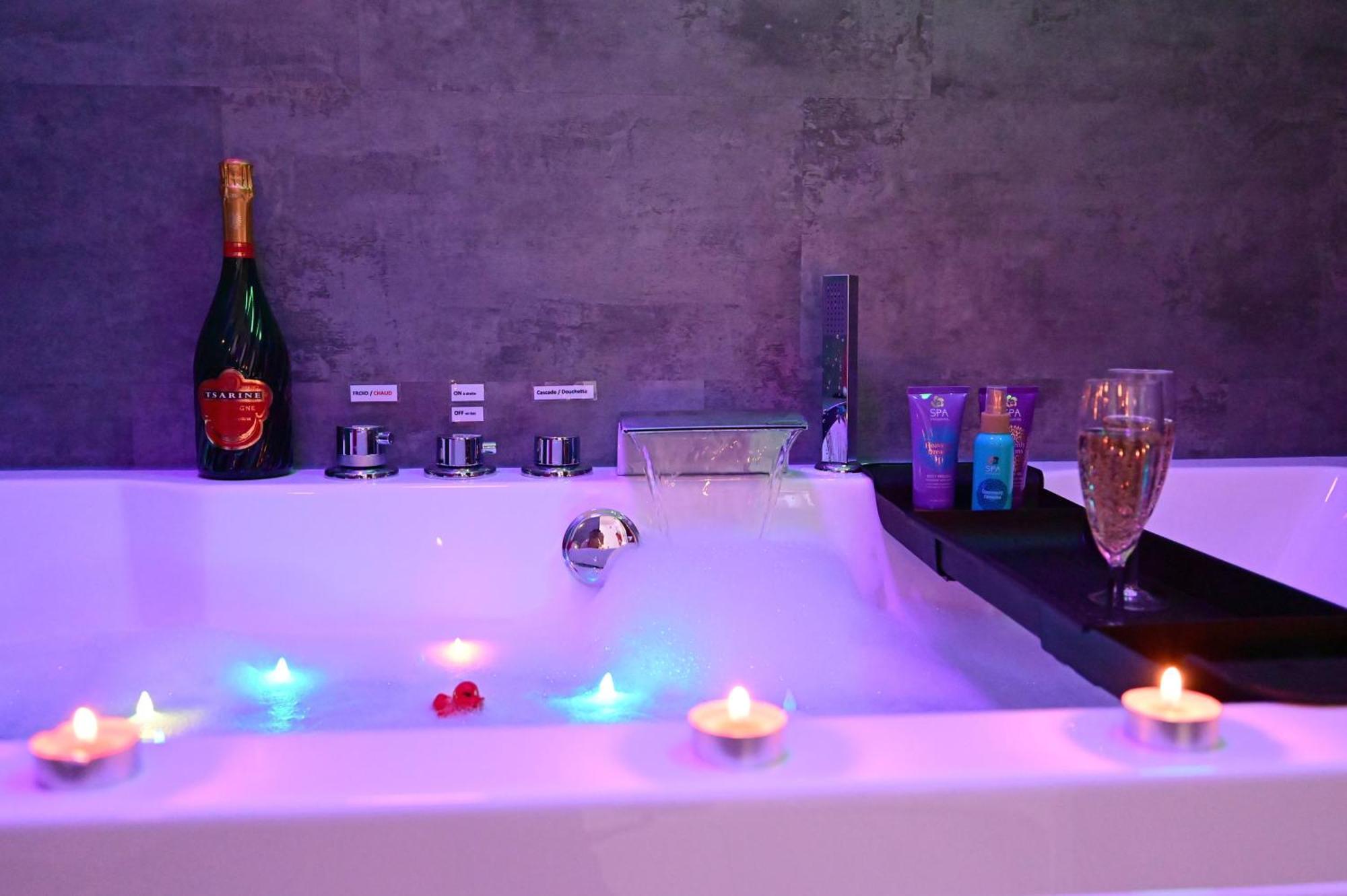 Love Room A Deux Pas De L'Ocean Avec Hammam, Sauna Et Bain A 2 :-) Бискаррос Экстерьер фото