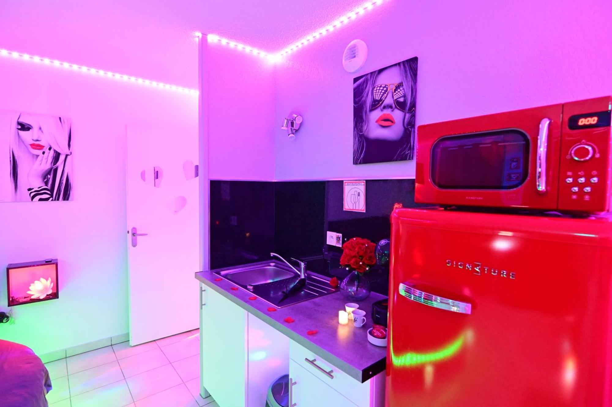 Love Room A Deux Pas De L'Ocean Avec Hammam, Sauna Et Bain A 2 :-) Бискаррос Экстерьер фото