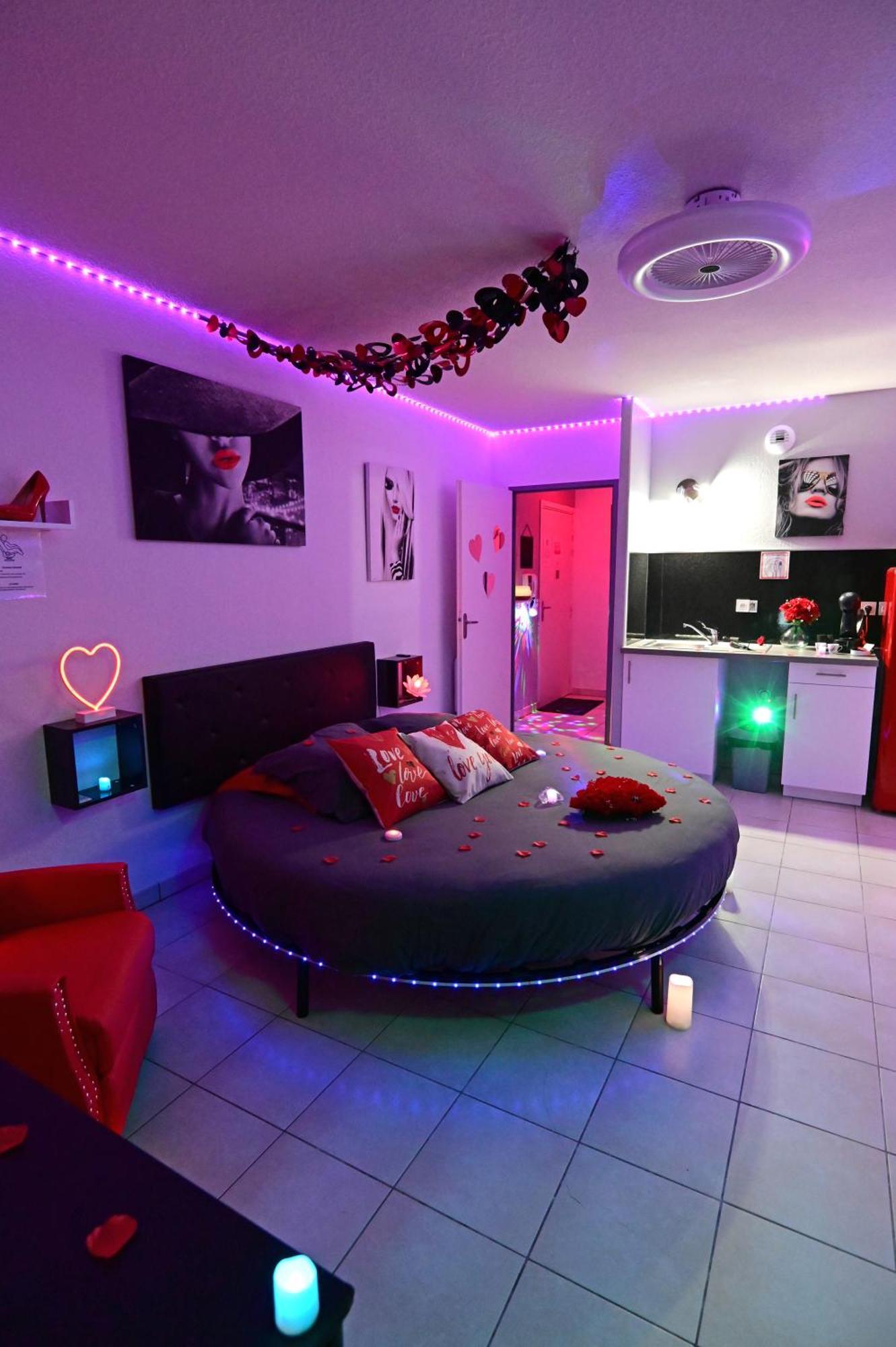 Love Room A Deux Pas De L'Ocean Avec Hammam, Sauna Et Bain A 2 :-) Бискаррос Экстерьер фото