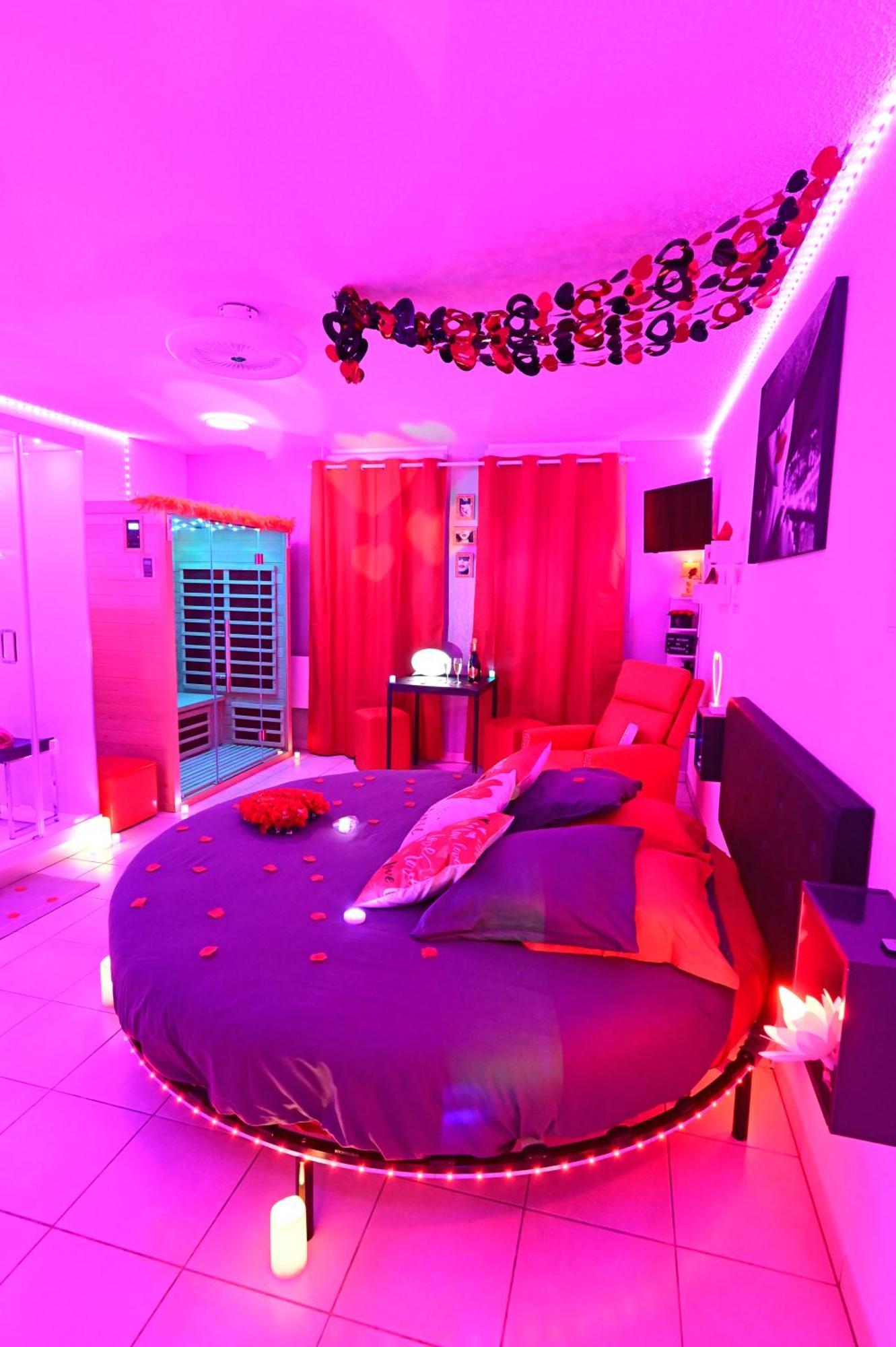 Love Room A Deux Pas De L'Ocean Avec Hammam, Sauna Et Bain A 2 :-) Бискаррос Экстерьер фото